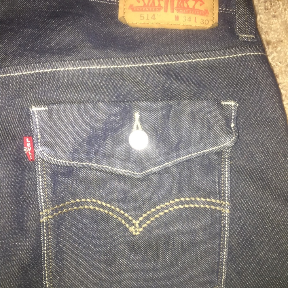 Men’s Levi 514 straight fit jeans